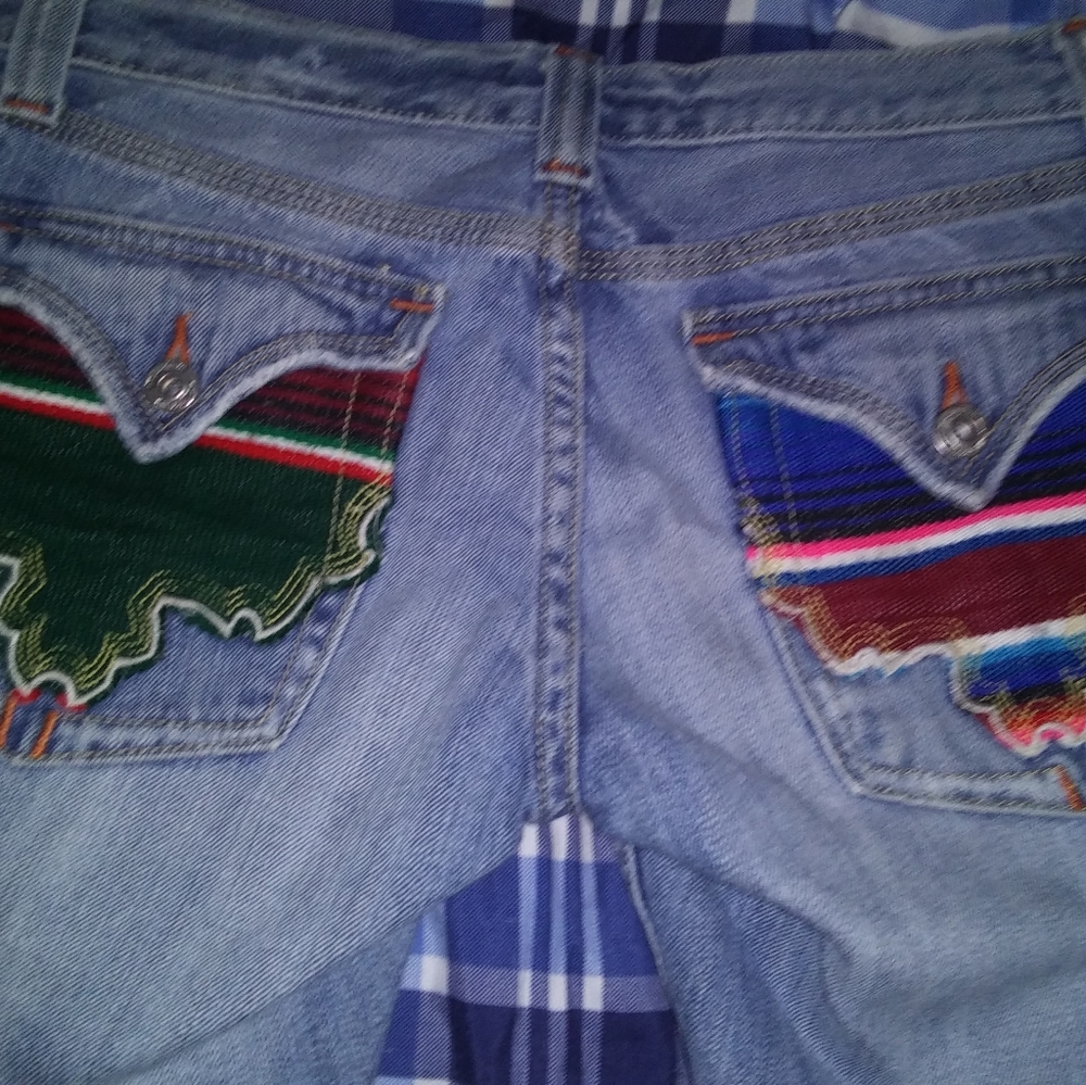 Miss Me Free with any purch cut off shorts size 27